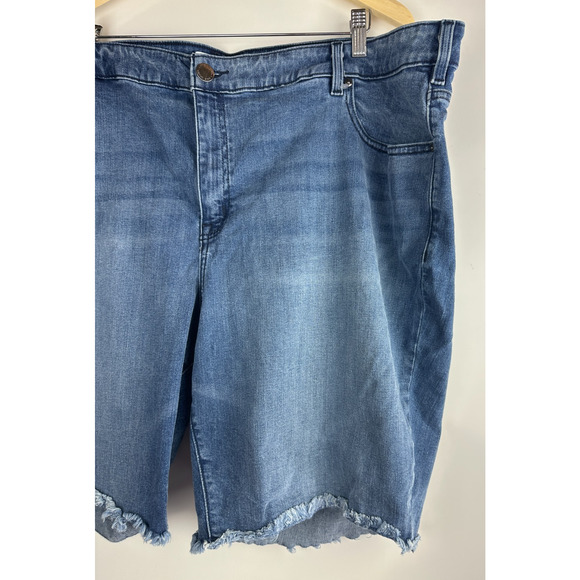 Lane Bryant High Rise Raw Hem Denim Jean Shorts Blue Stretch Womens Plus Size 28 - Picture 4 of 7